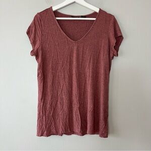 Tahari Dark‎ Red V-Neck T-Shirt Large